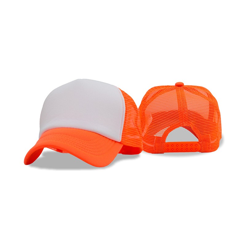 PUBLIGRAFIK DEL SURESTE: GORRA TRUCKER FRENTE BLANCO CON MALLA DE COLOR CON SUBLIMADO AL FRENTE.